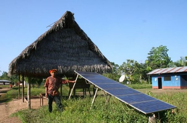 KIT DE ENERGÍA SOLAR EN TU CASA DE CAMPO 450w Off-Grid – Casa Ecologica